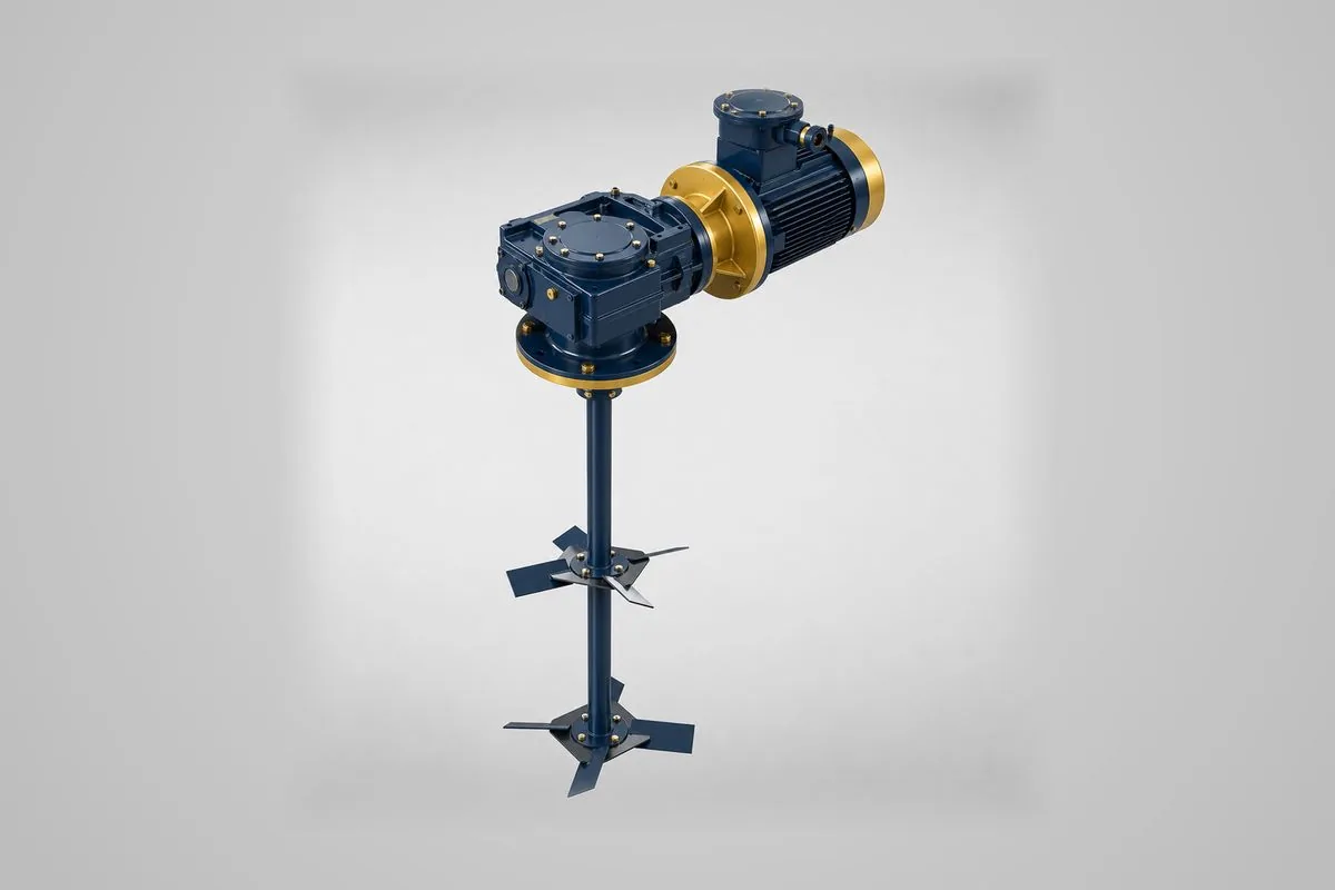 SC DrillTech mud tank agitator — motor and gear drive turning a vertical shaft with dual impellers to keep solids suspended in the pits